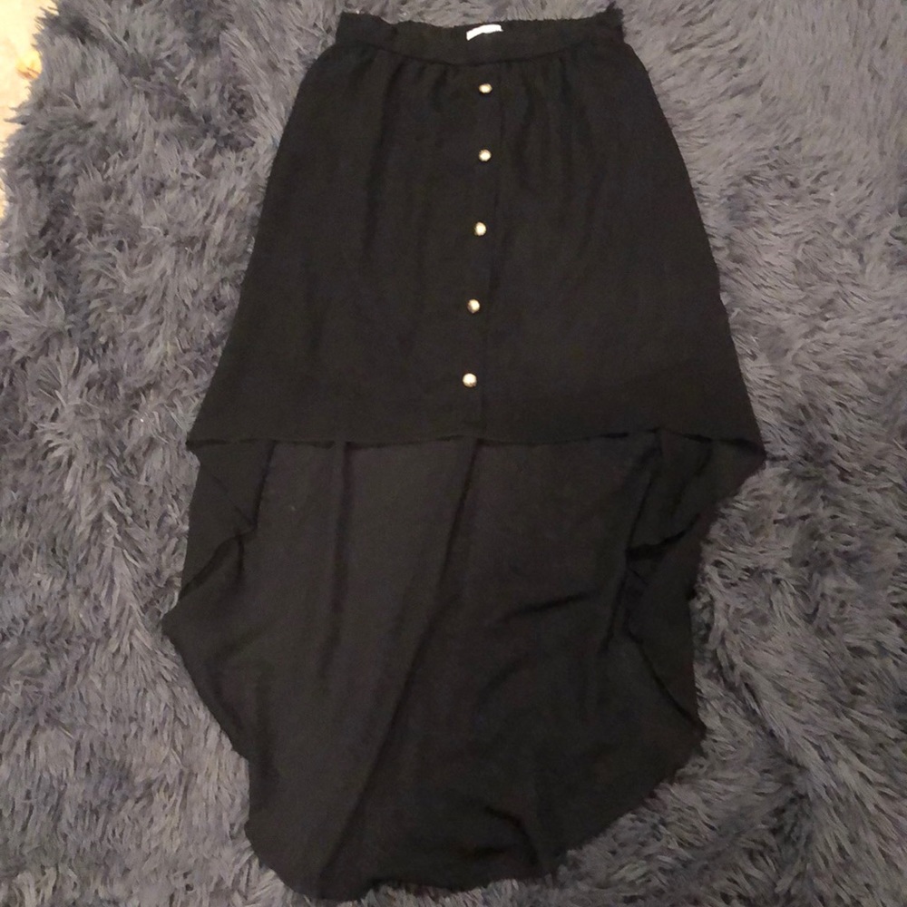 Charlotte Russe size small high low skirt